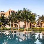 Le Sifah Resort Apartments